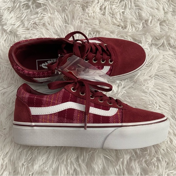 🥀NWT Platform Vans🥀 - Picture 2 of 9